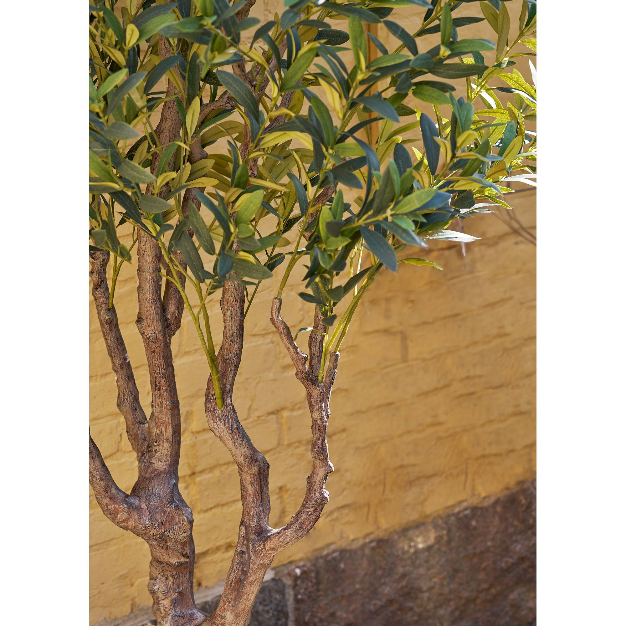 Arbre artificiel Olivier en pot 220 cm en situation