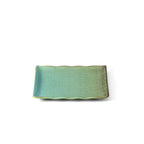 Assiette carrée Lagoon en grès vert 20 cm