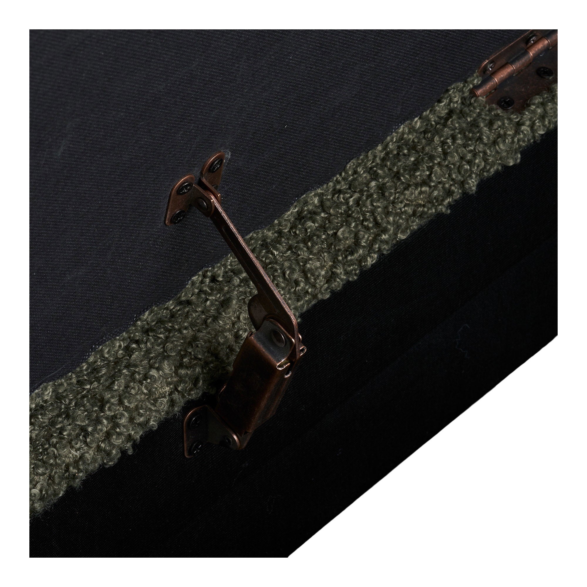 Banc coffre Harlow bouclé vert kaki 95 cm vue de détail