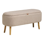 Banc coffre Harlow vue trois quarts principal bouclé beige moelleux pieds bois naturel 95 cm