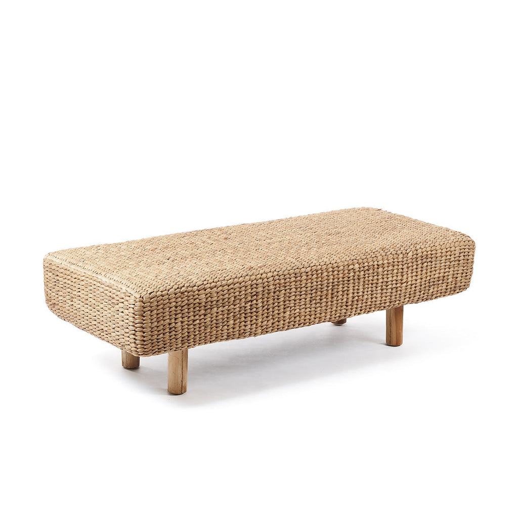 Banc en jacinthe d'eau tressée