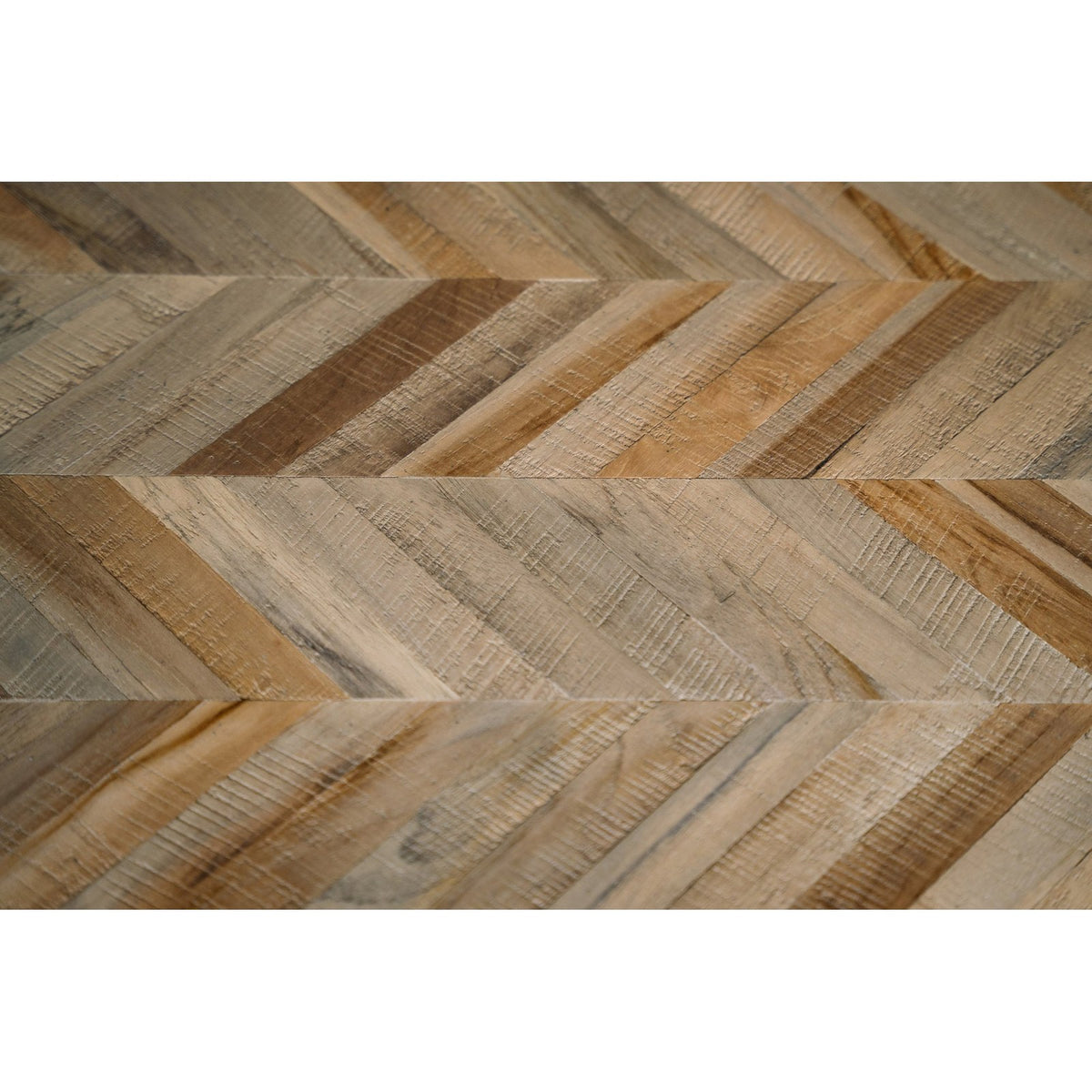 Motif chevrons des lattes de teck de l'assise du banc Herringbone vu de dessus