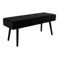 Banc Skiby en velours noir avec dimensions 100x35x44 cm et pieds métal noir vue trois quarts côté