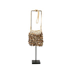 Besace de nacre brune sur socle 75 cm
