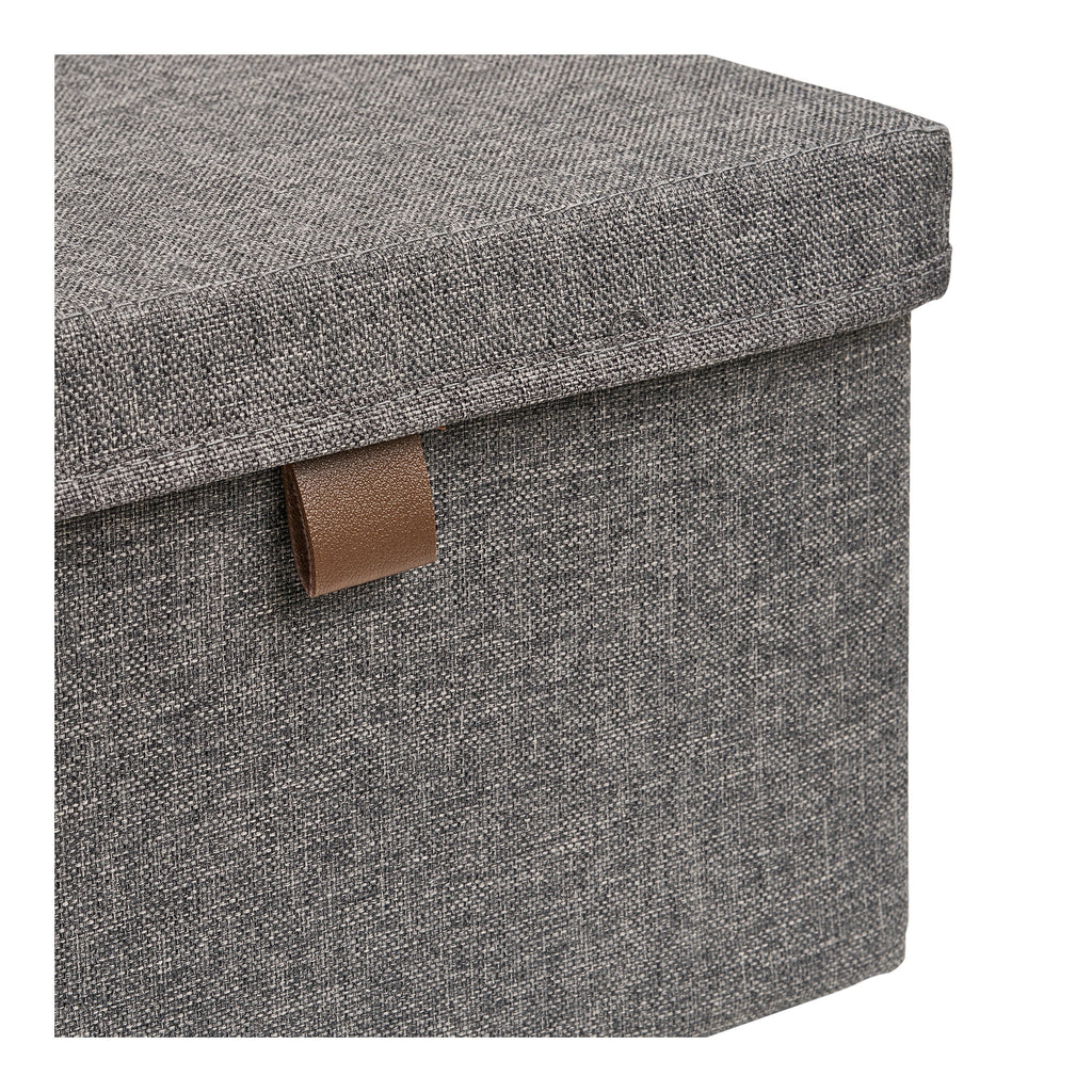 Gros plan languette simili cuir caramel boîte rangement Noto textile gris chiné