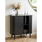 Buffet Nikko noir cannelé 2 portes 87 cm en situation
