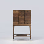 Cabinet Contador en noyer vu de face