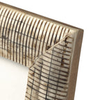 Cadre photo Desert Weave en os naturel 13x18 cm en situation