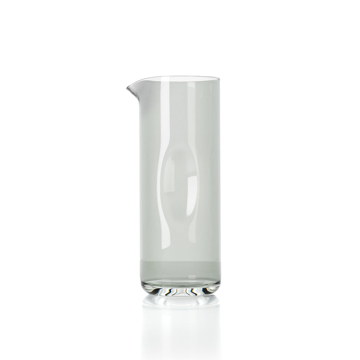 Carafe cylindrique en verre gris fumé avec bec pincé et creux de prise