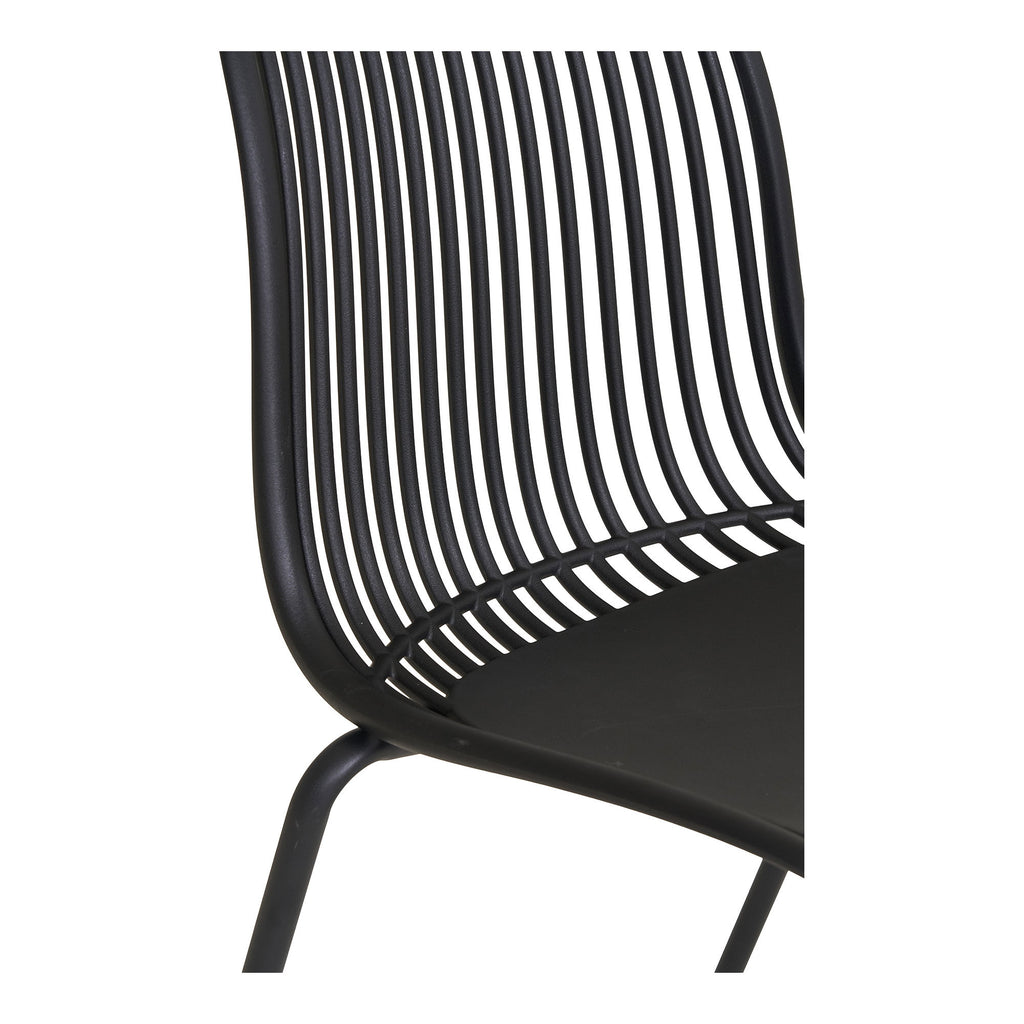 Détail lames polypropylène noir chaise Branson design ajouré graphique