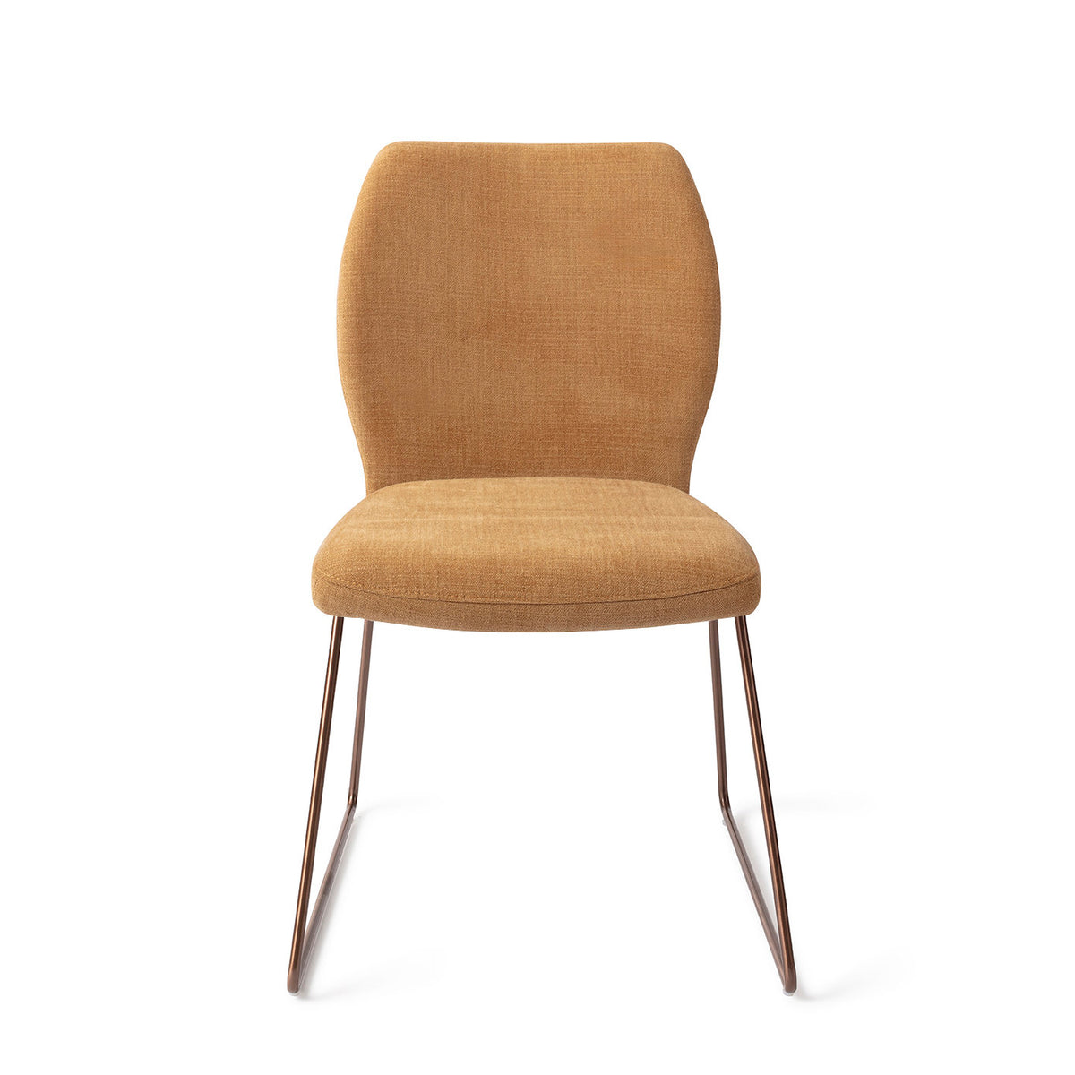 Chaise de salle à manger Ikata ocre sur piètement luge cuivré vue de face dossier galbé et assise rembourrée