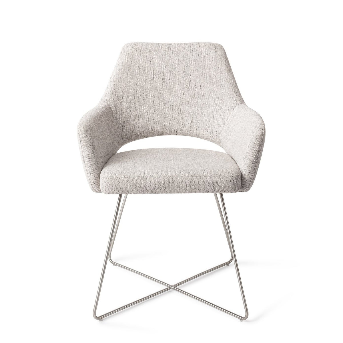 Chaise de salle à manger Yanai gris perle sur piètement luge croisé gris acier vue de face accoudoirs enveloppants et découpe sous le dossier