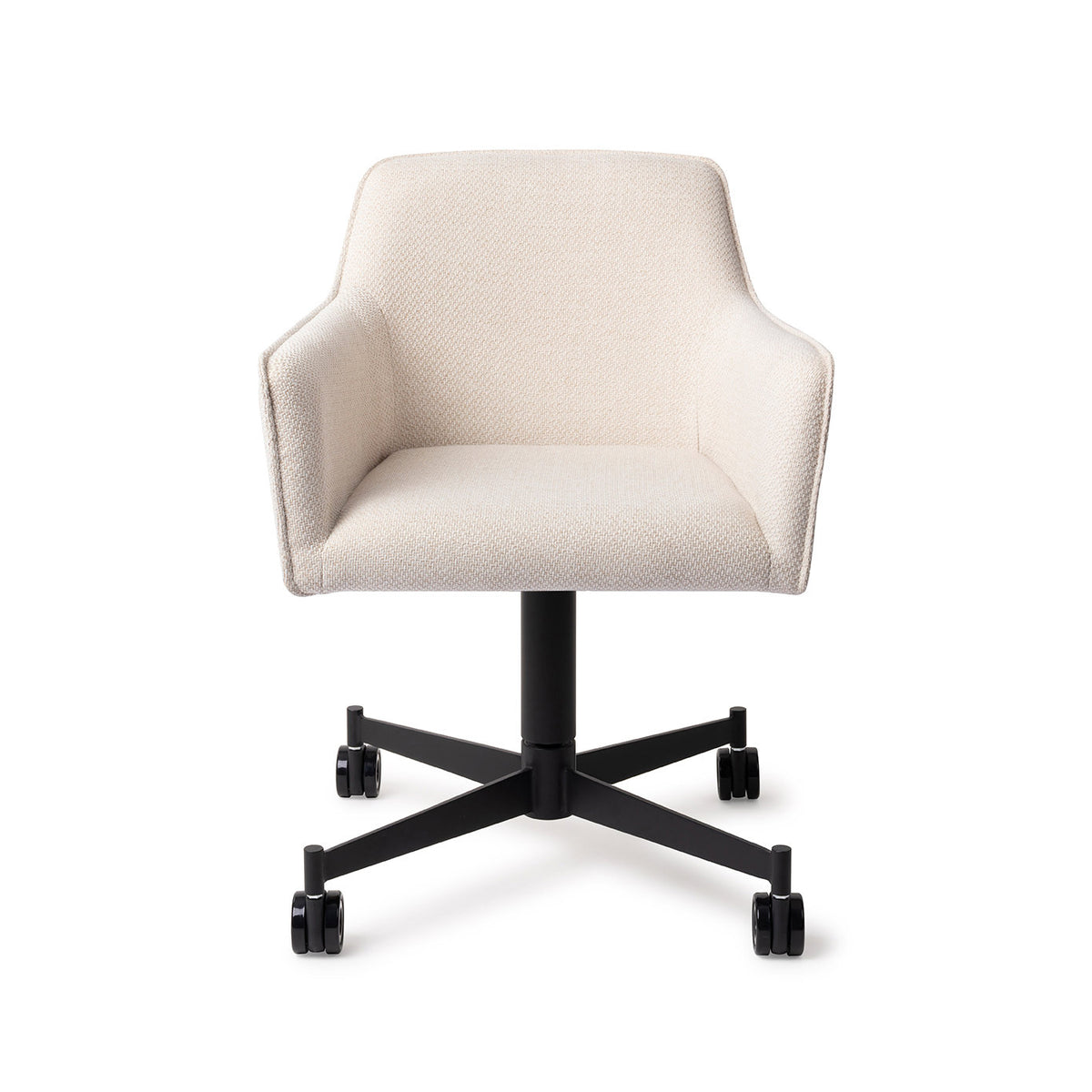 Chaise Hofu écru sur piètement à roulettes noir vue de face coque enveloppante et accoudoirs intégrés