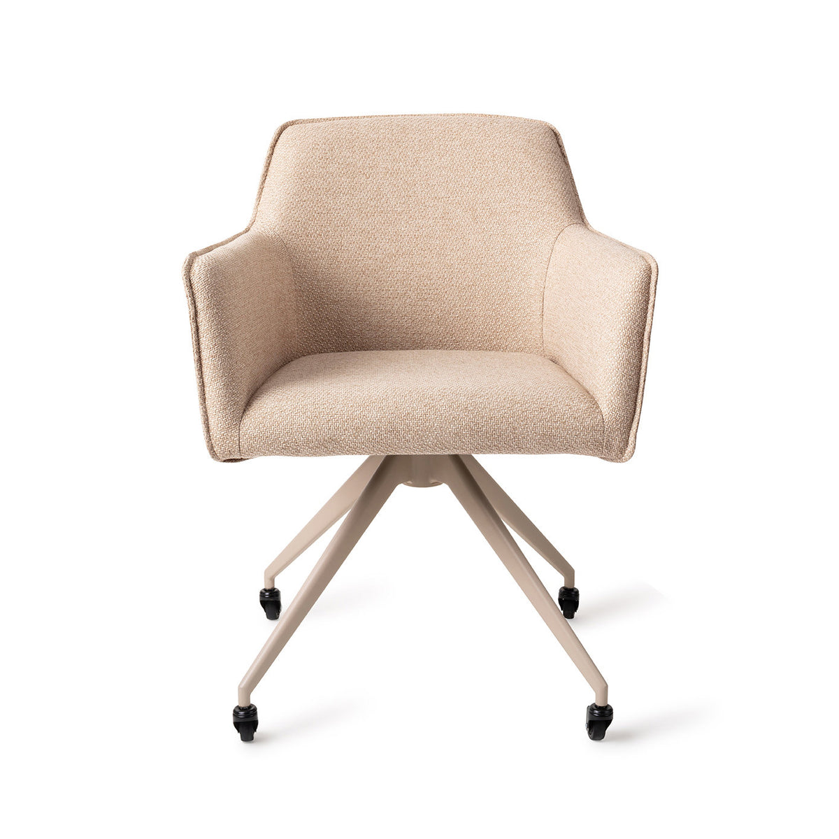 Chaise Hofu beige sur piètement beige à quatre pieds et roulettes vue de face avec ses accoudoirs