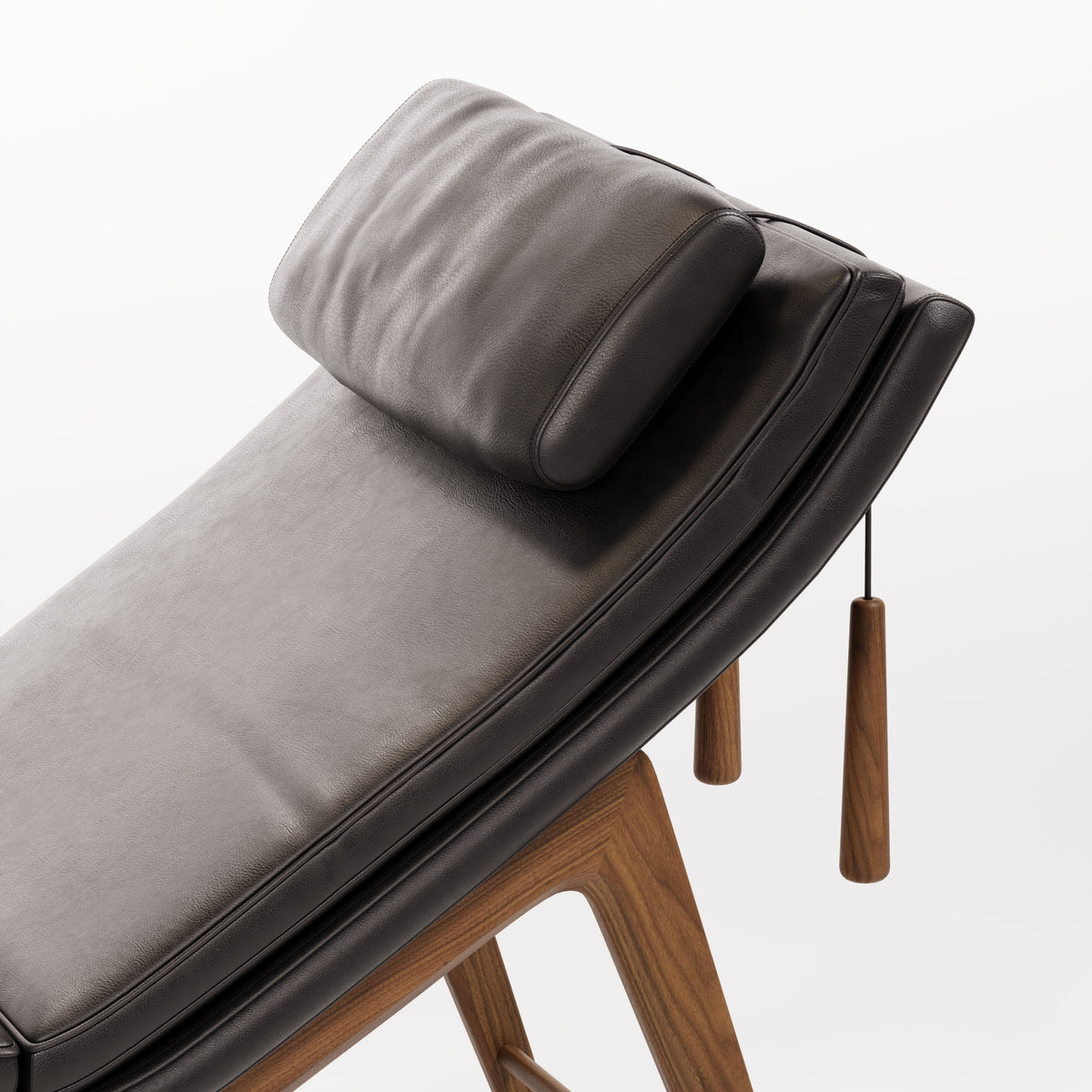 Traversin de tête en cuir et contrepoids en bois de la chaise longue Opera