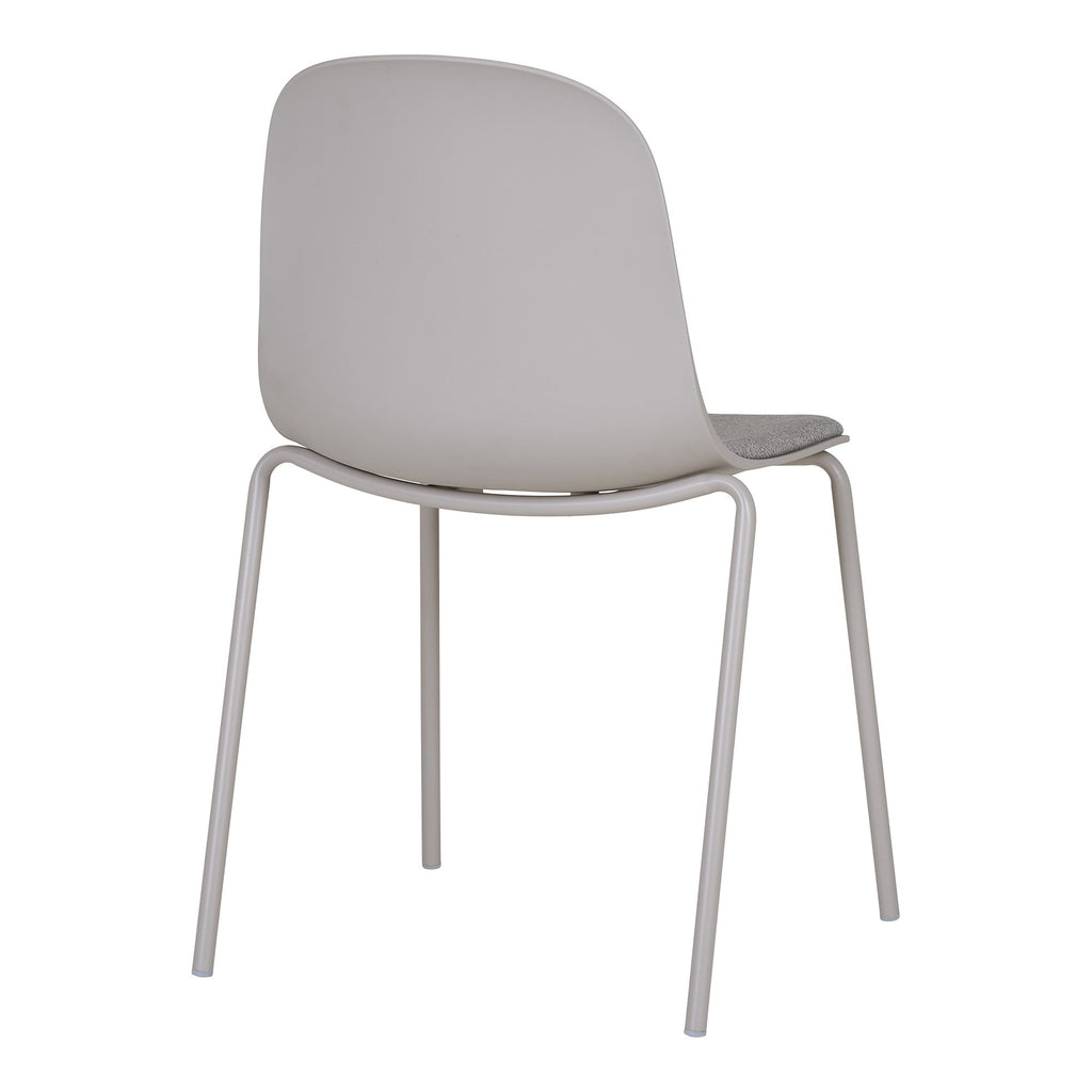 Chaise Madalena gris clair vue arrière coque plastique lisse pieds tubulaires acier gris