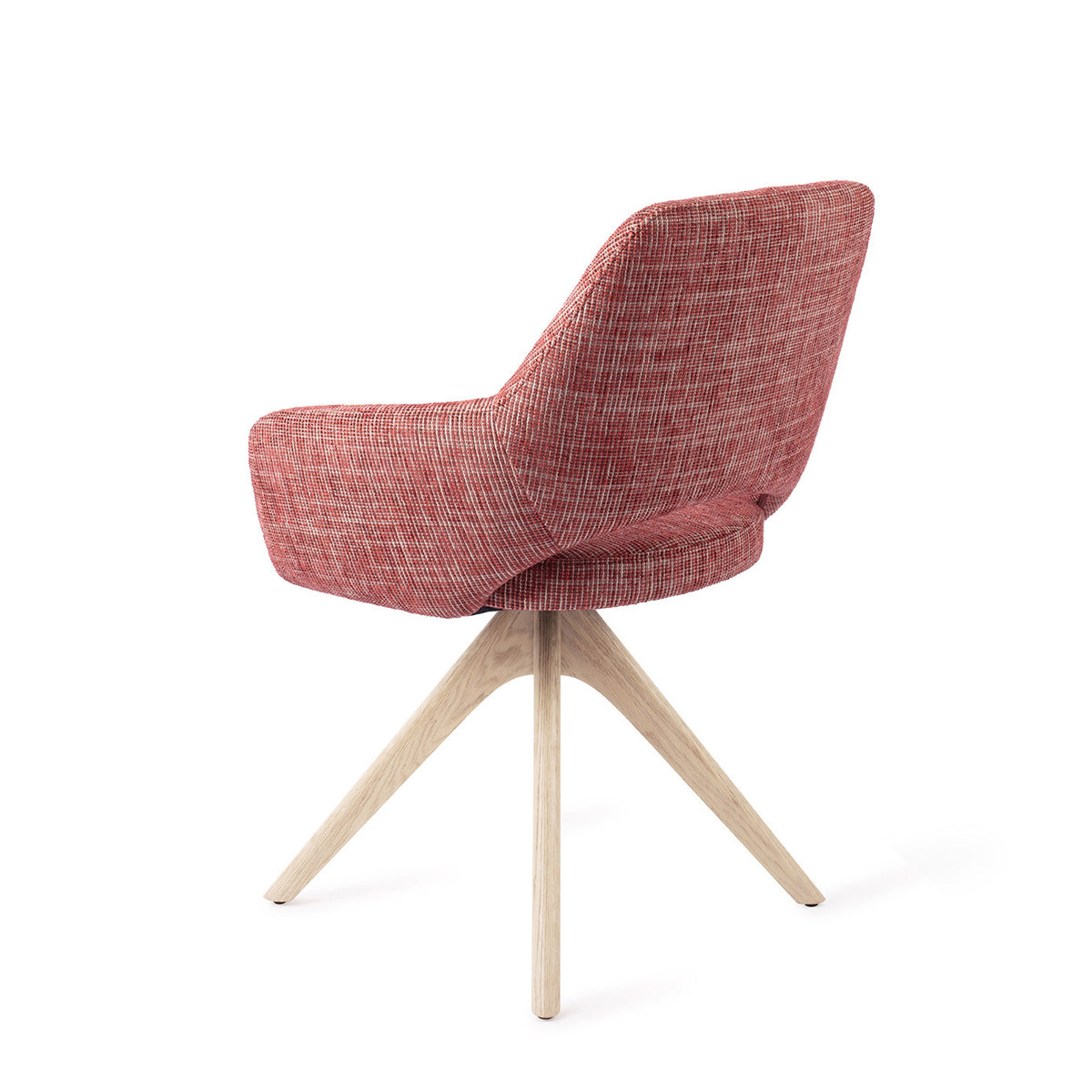 Dos de la chaise Yanai rouge chiné et son piètement pivotant chêne blanchi