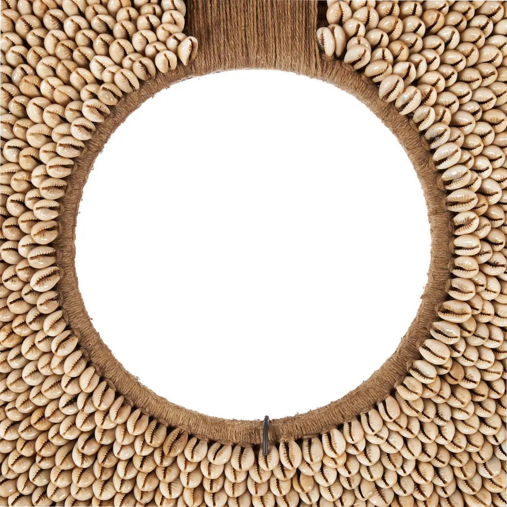 Collier de cauris Réunion sur socle 40 cm, vue 8