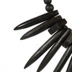 Collier tribal Rayung sur socle 70 cm, vue 8