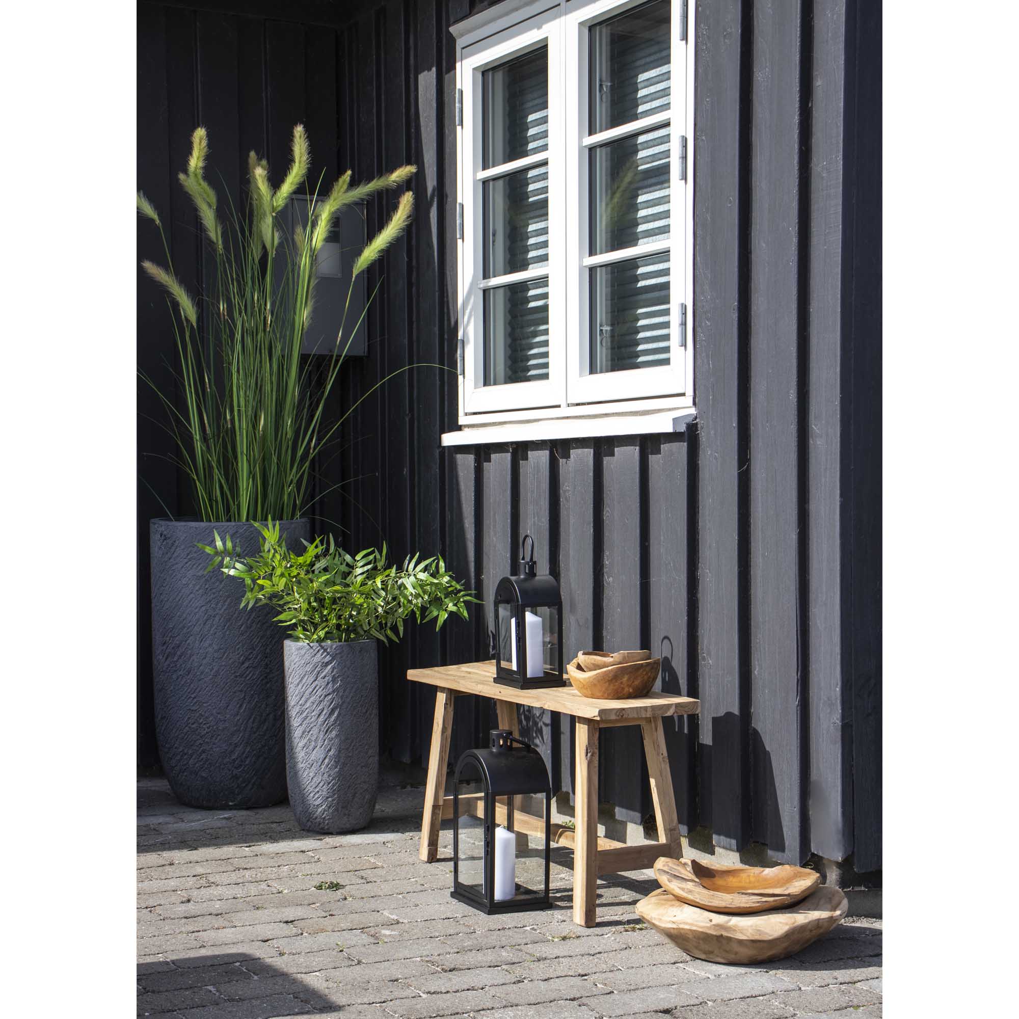 Coupe Rio teck naturel terrasse entrée maison style nordique lanternes noires