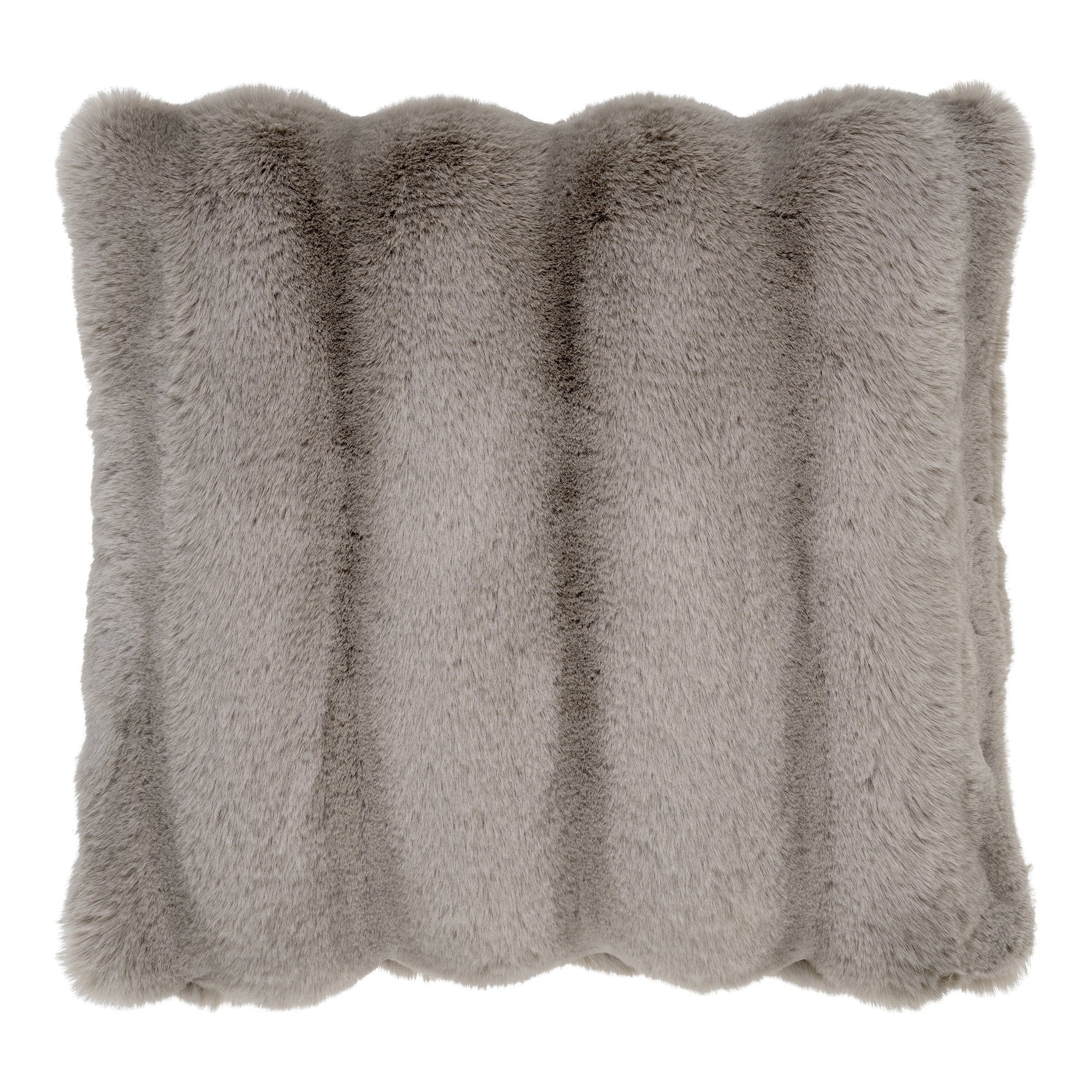 Coussin Galena fausse fourrure gris taupe 45x45 cm cannelures ondulées vue de face