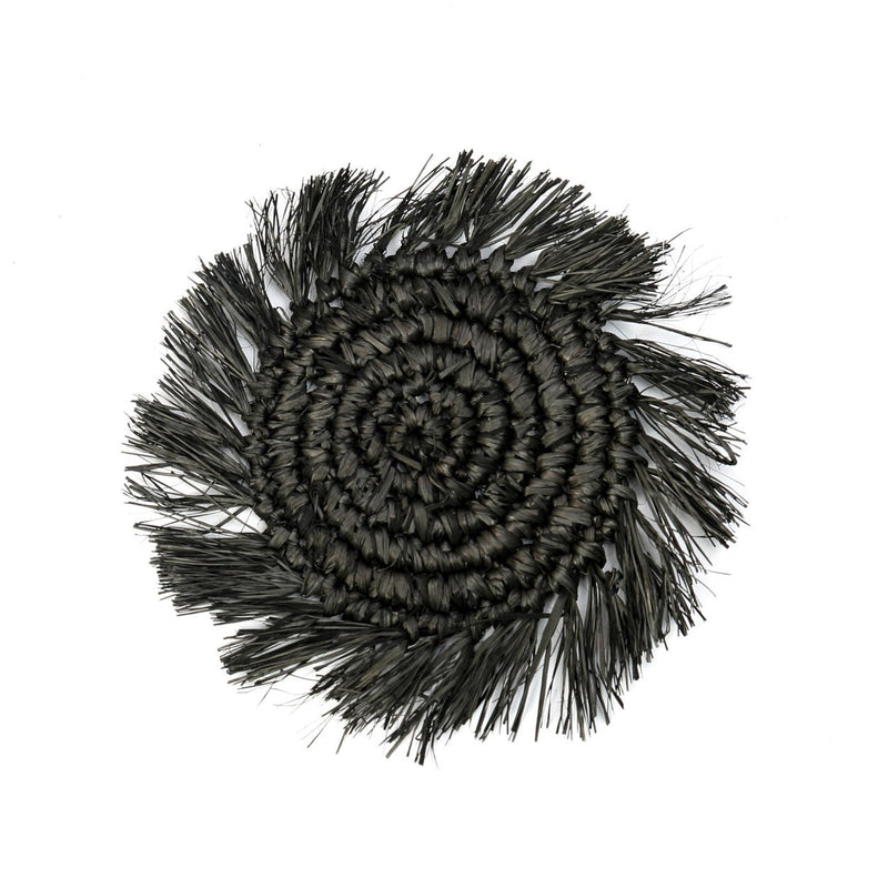 Dimensions Dessous-de-verre en raphia noir à frange 16 cm