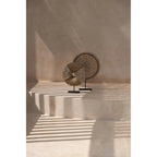 Disque de perles et cauris sur socle 24 cm, vue 3