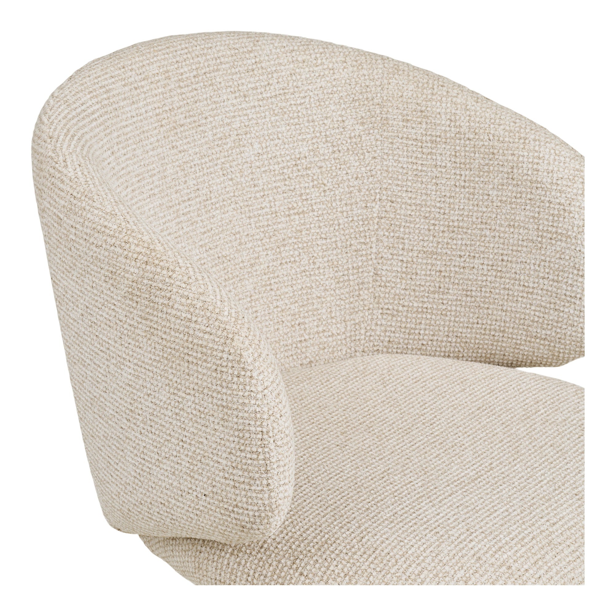 Gros plan texture bouclé polyester sable naturel fauteuil Fulham détail accoudoir arrondi