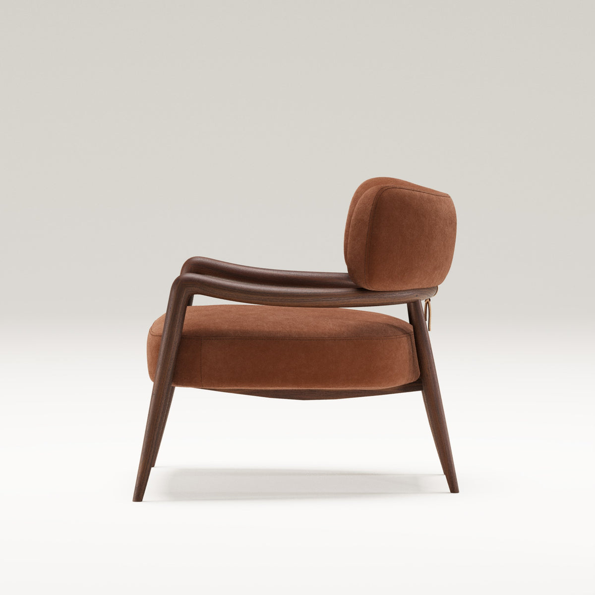Fauteuil lounge Botero en noyer et cuir cognac vu de profil