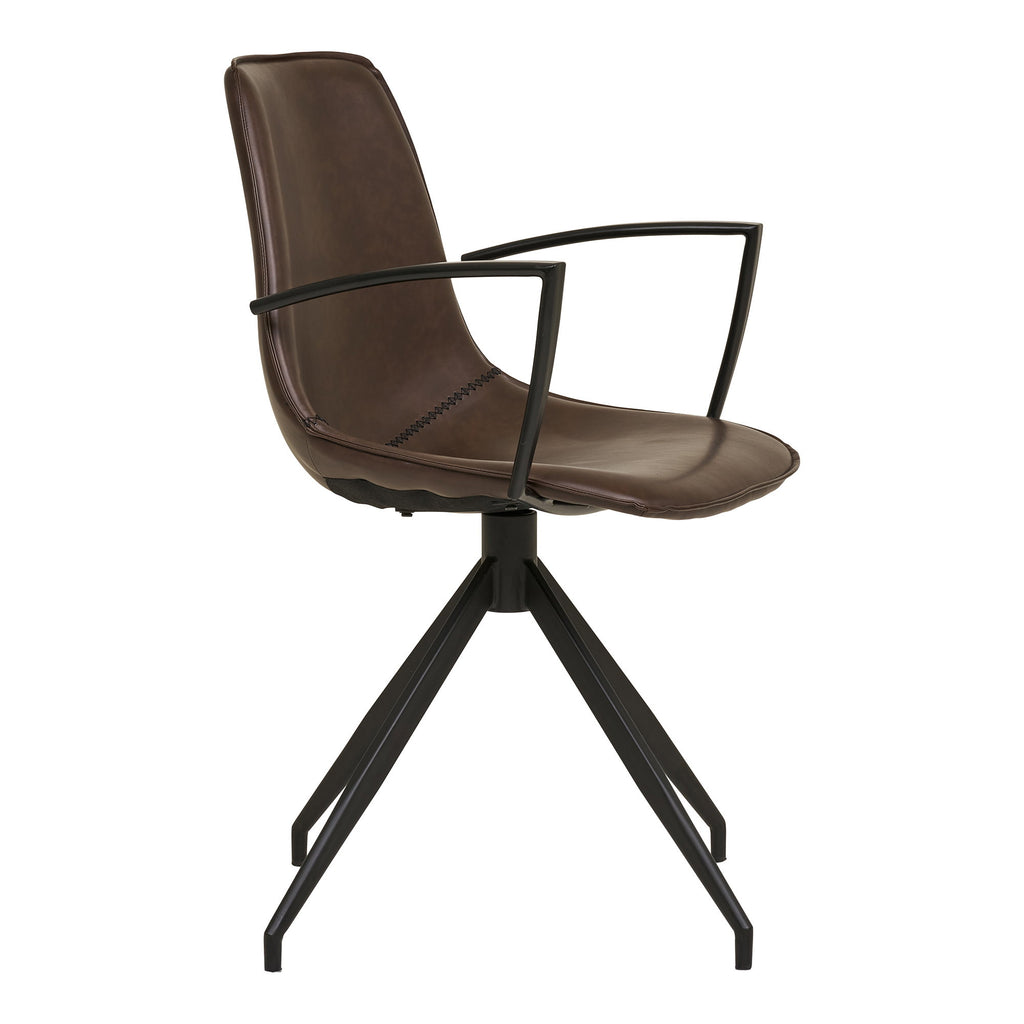 Fauteuil Monaco cuir PU marron foncé vue de profil accoudoirs métal noir piqûre décorative et piètement étoile noir