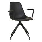 Fauteuil Monaco total look noir cuir PU avec accoudoirs métal angulaires et piètement étoile pivotant 360° vue trois quarts