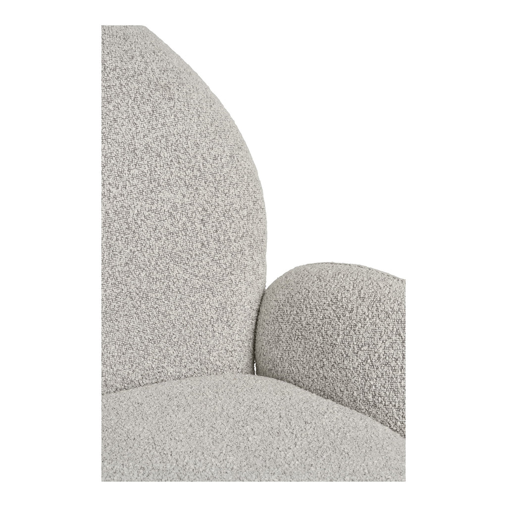 Détail dossier haut et accoudoir gonflé bouclé sable texture boucles fines fauteuil Lana
