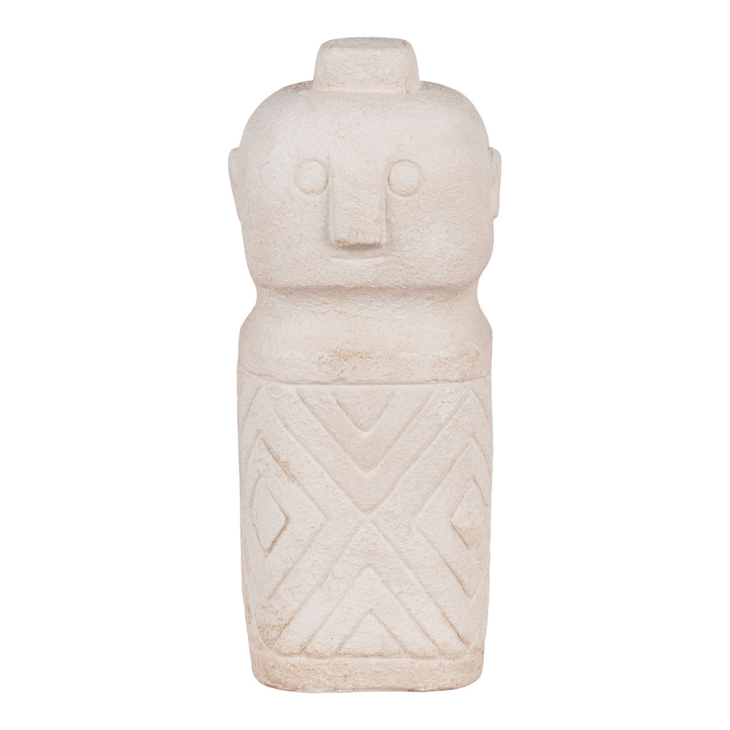 Figurine ciment beige sablé idole anthropomorphe motifs géométriques vue de face