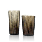 Gobelet à chevrons en verre fumé 10 cm en situation