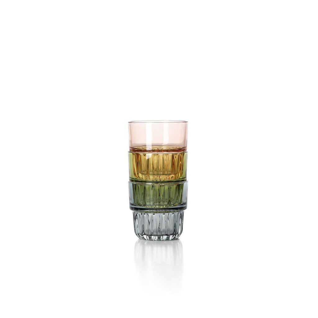 Gobelet empilable à facettes en verre gris fumé, vue 4