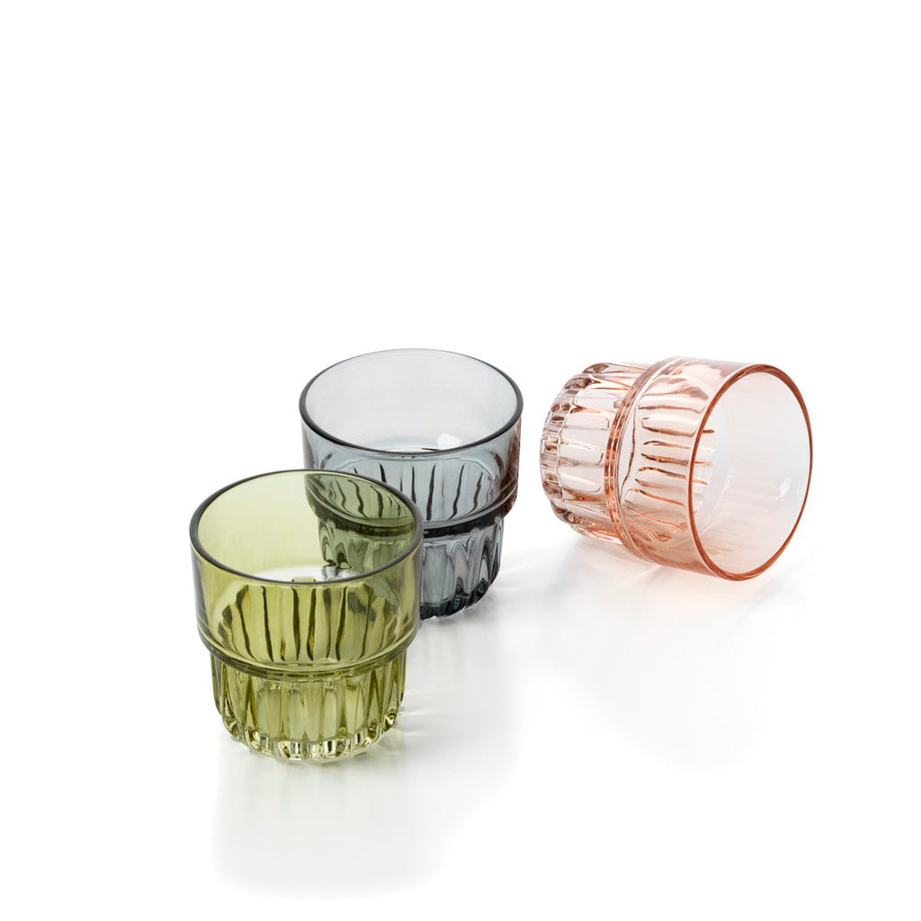 Gobelet empilable à facettes en verre vert olive, vue 5