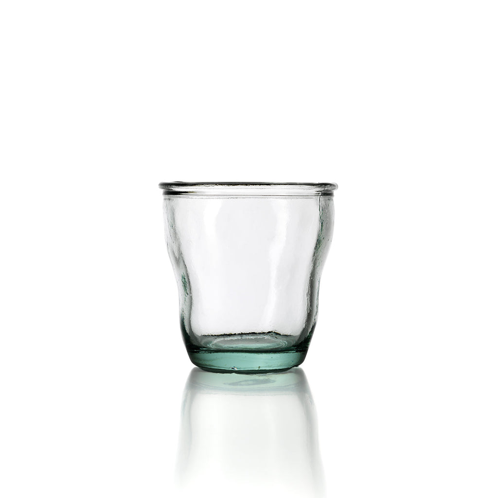 Gobelet ondulé en verre recyclé 9 cm