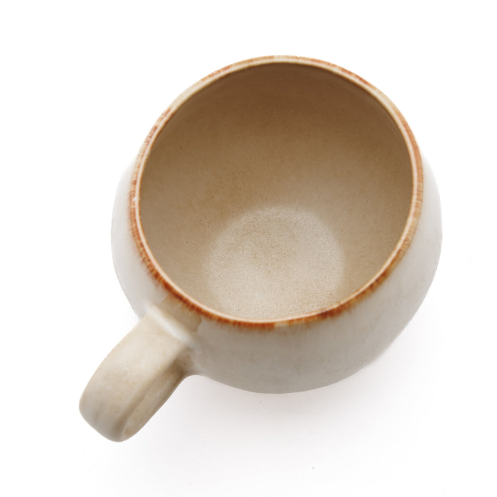Grand mug boule en grès émaillé crème 11 cm, vue 4