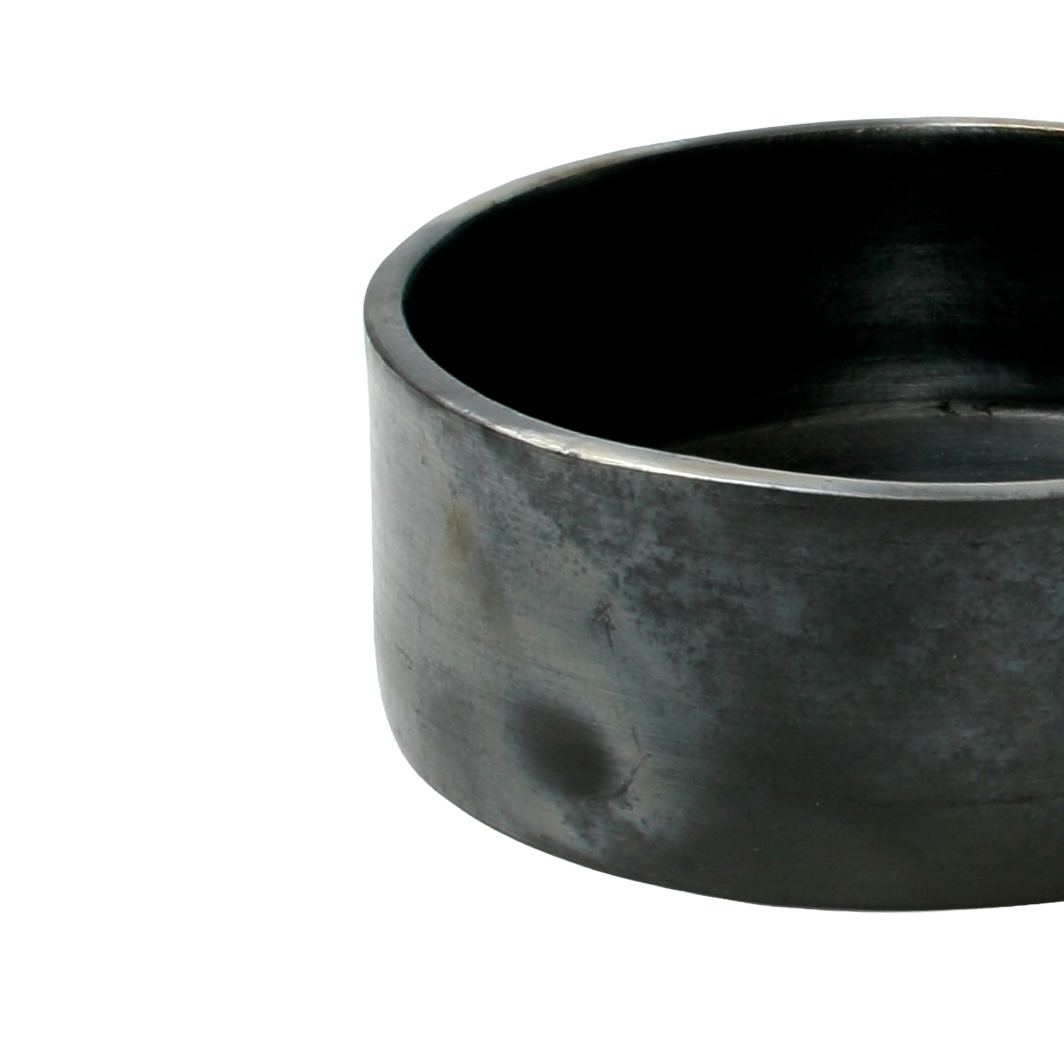 Grand saladier cylindrique en terre cuite noircie 20 cm, vue 4