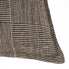 Housse de coussin Bloc Party en lin noir et naturel 50x50 cm, vue 4