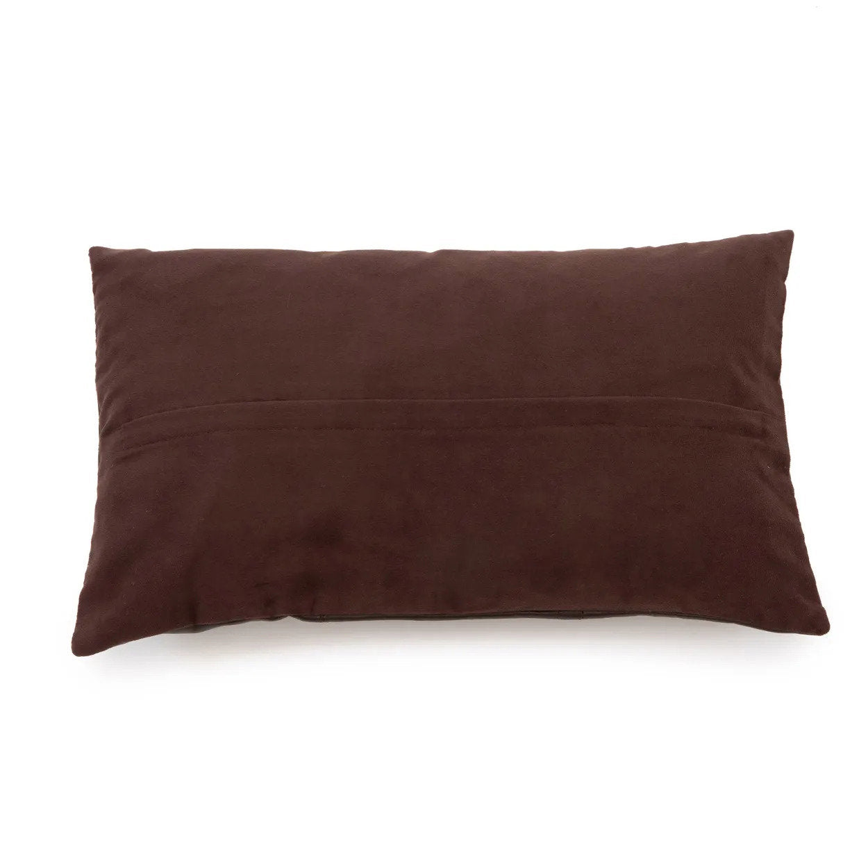 Housse de coussin en cuir chocolat à six panneaux 30x50 cm en situation