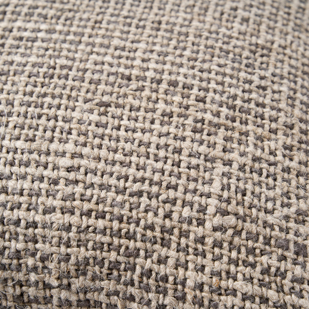 Housse de coussin Grain en lin chiné écru et anthracite 50x50 cm, vue 8