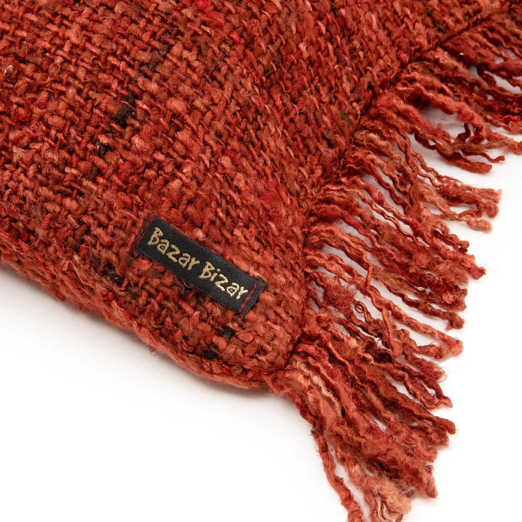 Housse de coussin Oh My Gee en coton rouge brique 35x100 cm en situation