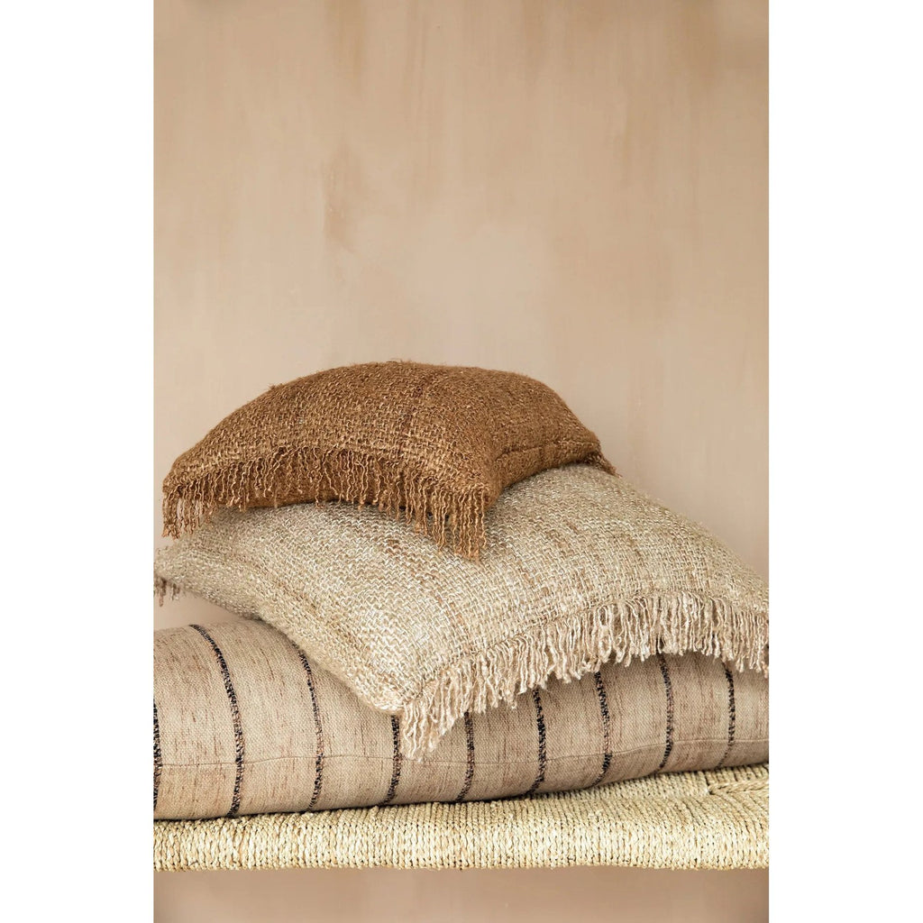 Housse de coussin Oh My Gee en coton sable 60x60 cm, vue 4