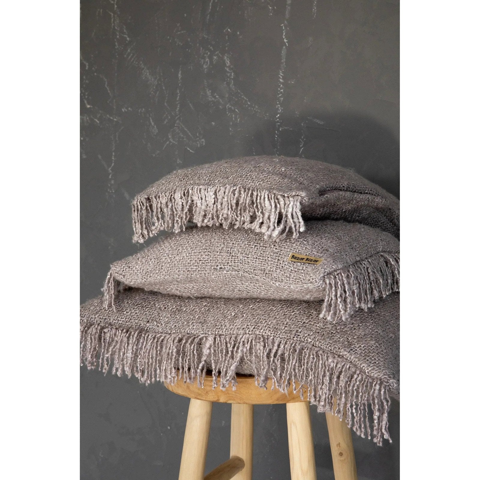 Housse de coussin Oh My Gee en coton vieux rose 60x60 cm, vue 4