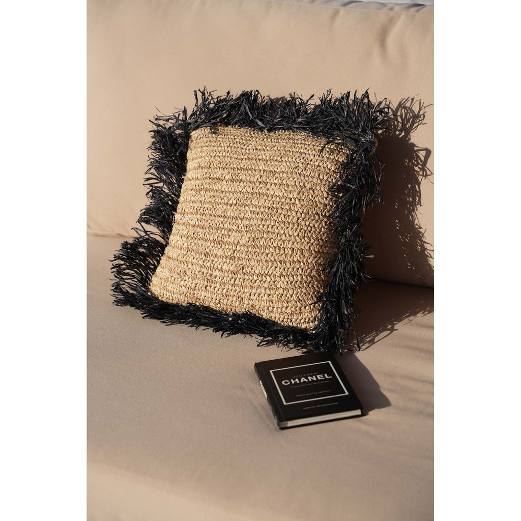 Housse de coussin en raphia naturel à frange noire 40x40 cm, vue 3