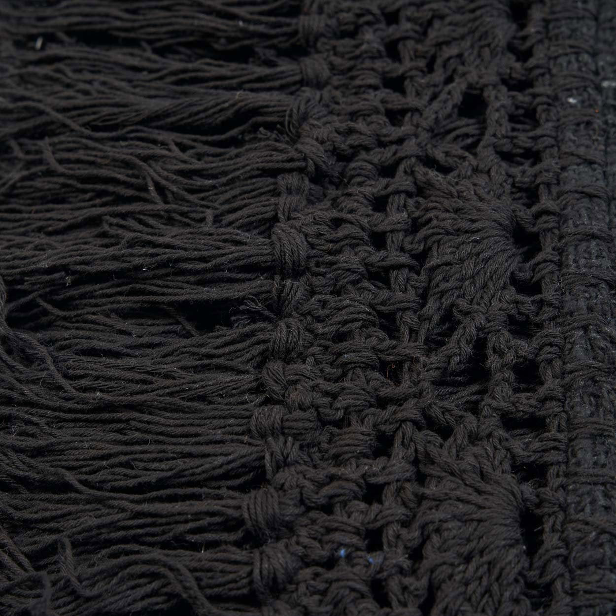 Jeté de lit Gypsy en coton noir à frange macramé 122 x 260 cm, vue 6