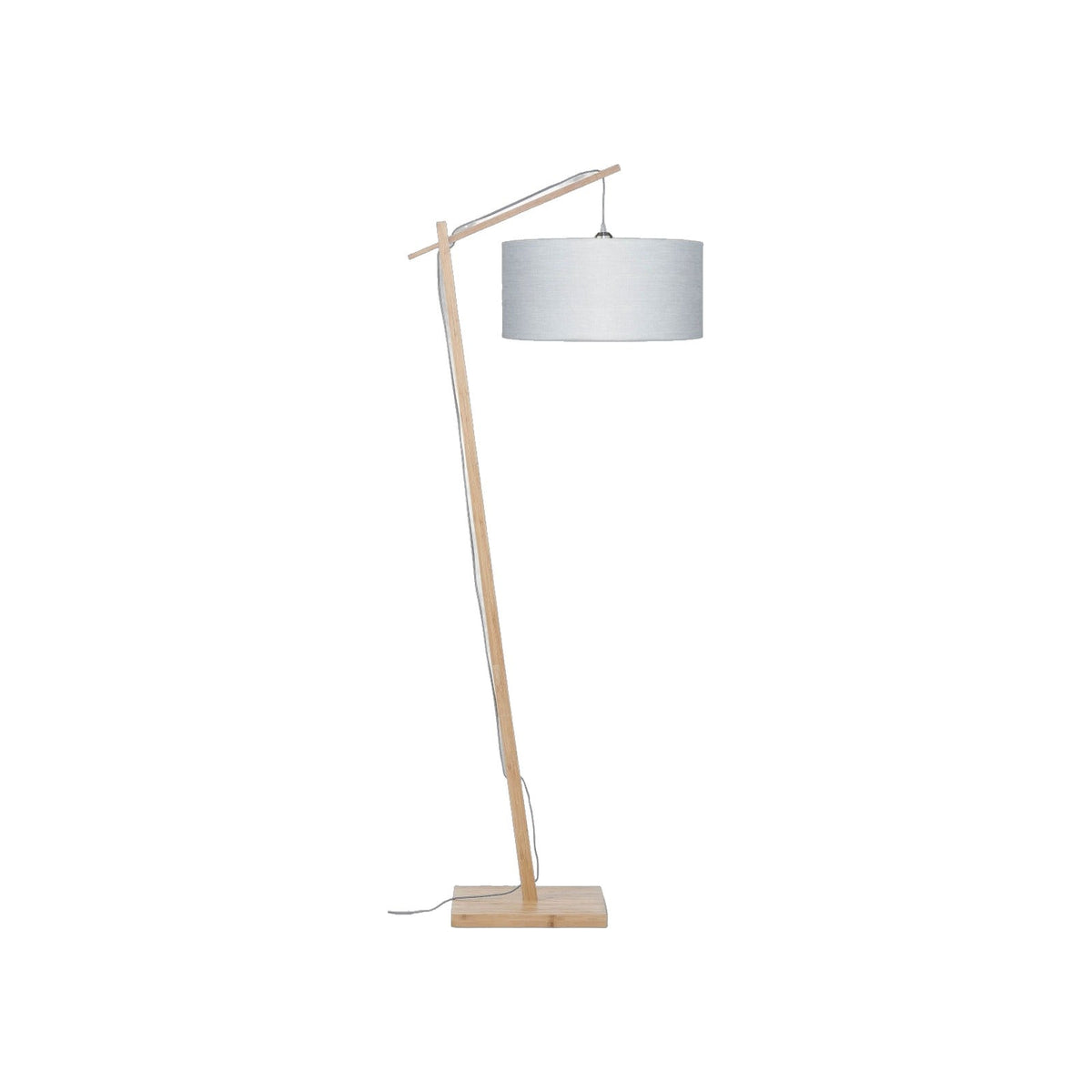 Lampadaire Andes Bambou naturel à abat-jour Lin gris clair sur fond blanc avec son pied incliné et son bras