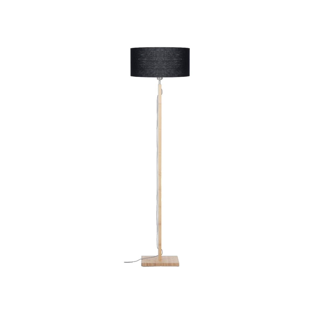 Lampadaire Fuji en bambou avec abat-jour en lin noir sur fond blanc