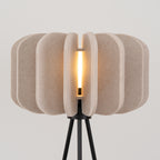 Lampadaire Mula 45 trépied feutre beige E27, détail du feutre